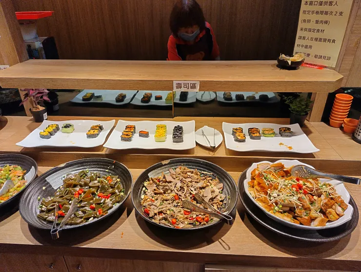 冷盤區 還有壽司