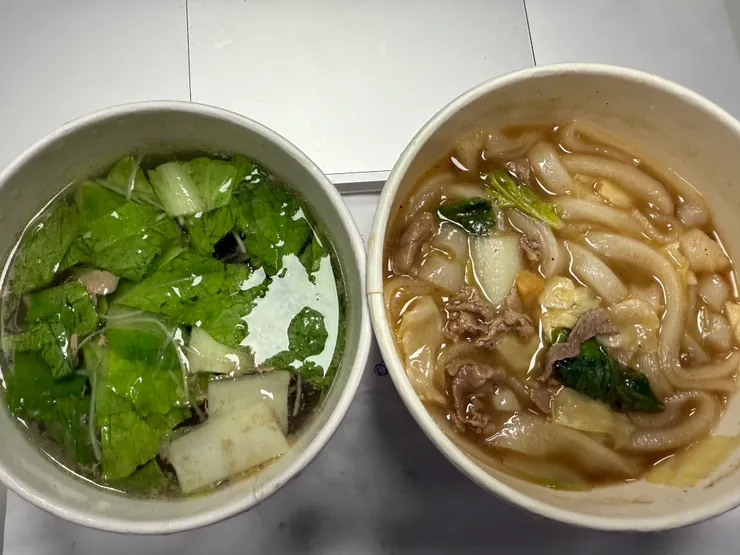 2026/05/07 牛肉炒板條 + 羊肉湯