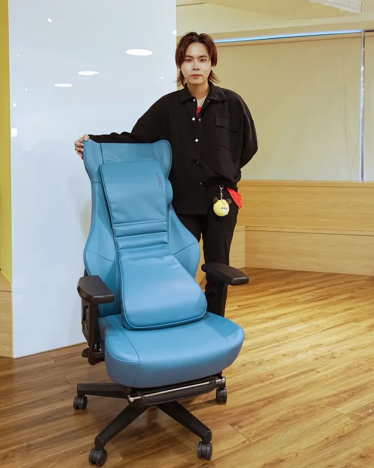 會為你按摩的人體工學椅！OSIM天王工學椅真的是太舒服，創作者、上班族必愛 #品牌合作 #Dcard