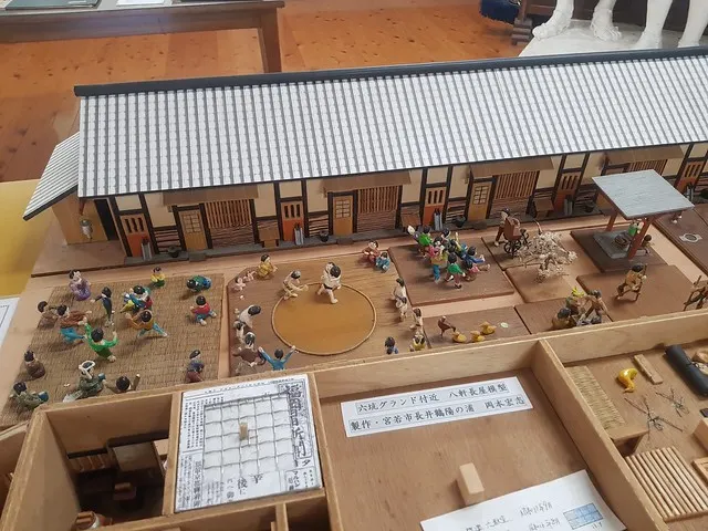 紀念館展示的礦工工寮長屋模型，大約是大正時期的樣貌