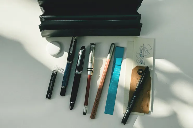 收納在裡面的日常攜帶的文具