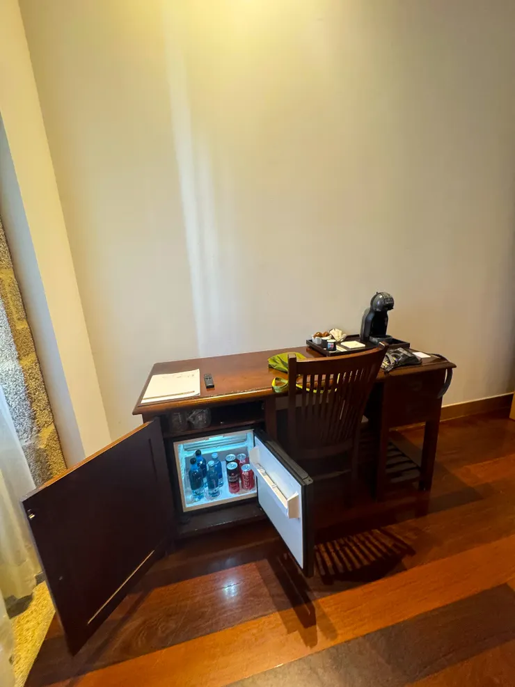 冰箱的飲料免費（ 在歐洲小冰箱裡的飲料要另外付費）