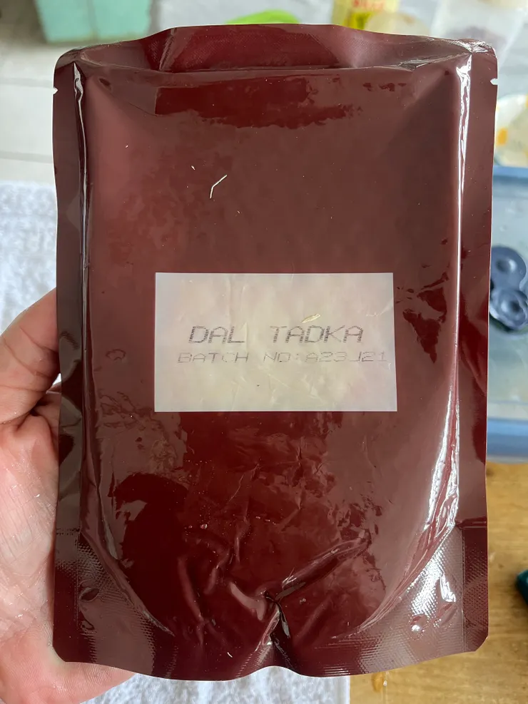 打開外盒的紙包裝後，裡面長這樣。