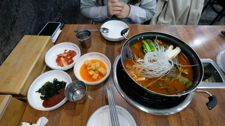 明洞元堂馬鈴薯排骨湯