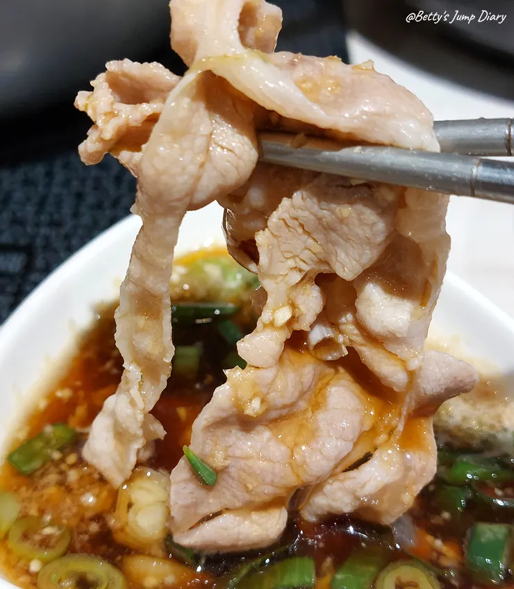 ▲荖子鍋PLUS家樂福平鎮店美食街內/ 圖片來源:Betty's Jump Diary