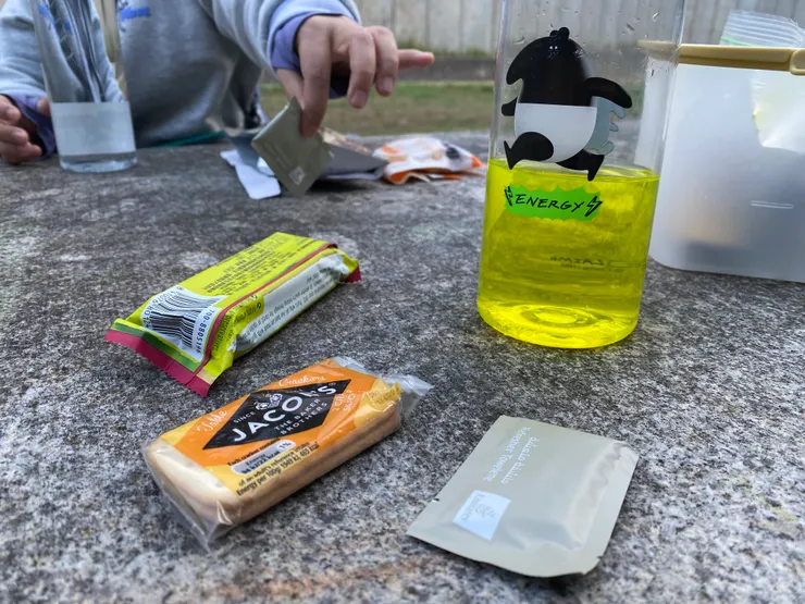 感謝阿聯酋航空提供的飛機餐點心，第二天早上還在吃飛機餐