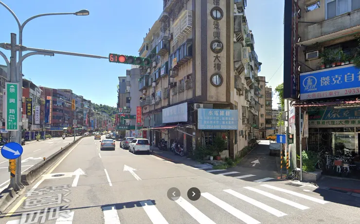 景興路尚未開通前，三福街是通往景美老街的古道