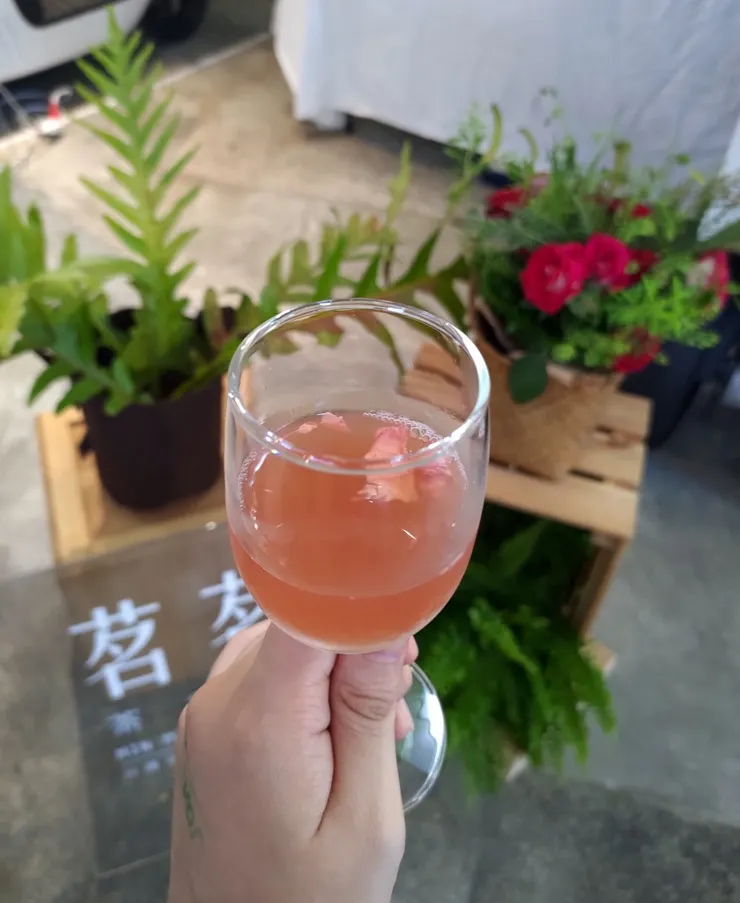 茗茗茶香檳的養氣玫瑰康普茶