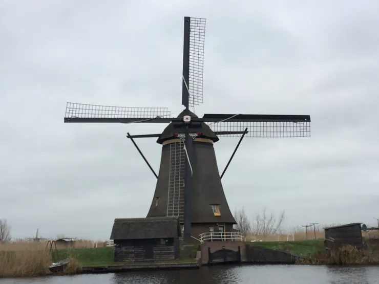 荷蘭鹿特丹小孩堤防