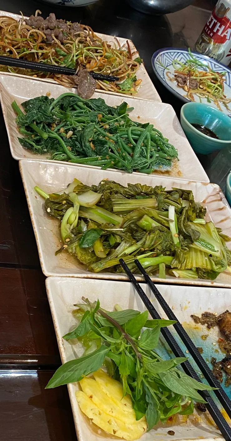 滿滿蔬菜的健康餐