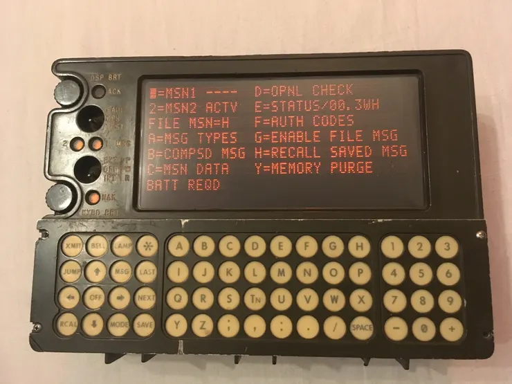 AN/PSG-2是與無線電或有線線路搭配使用的終端機，操作者可以輸入或讀取文字化信息，或者預先編寫並儲存訊文後根據需求發送。