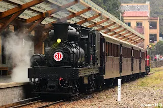 專列停靠於沼平車站