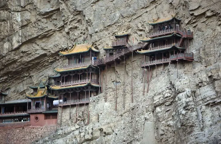 懸空寺 ©Jun Mu/shutterstock.com