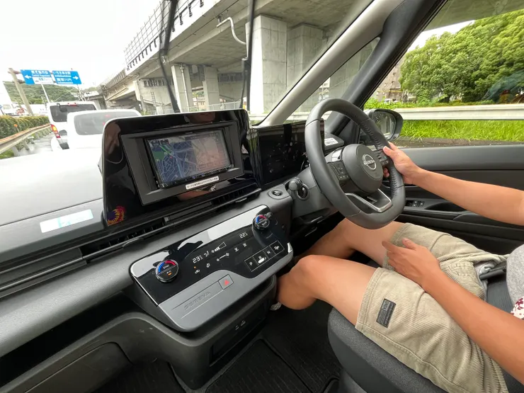 日本駕駛座在右邊