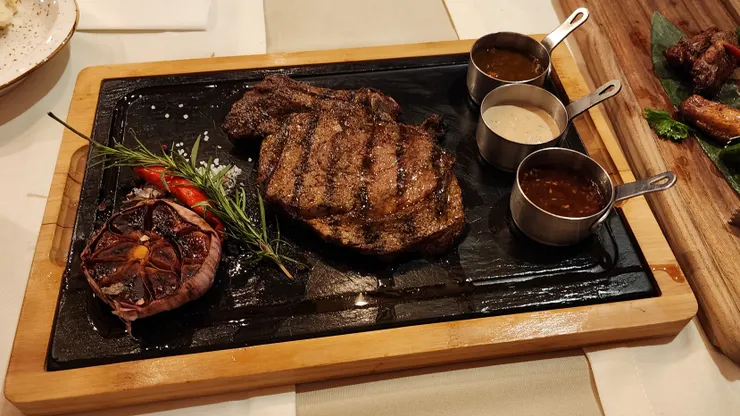 牛排(alternative steak cuts)。