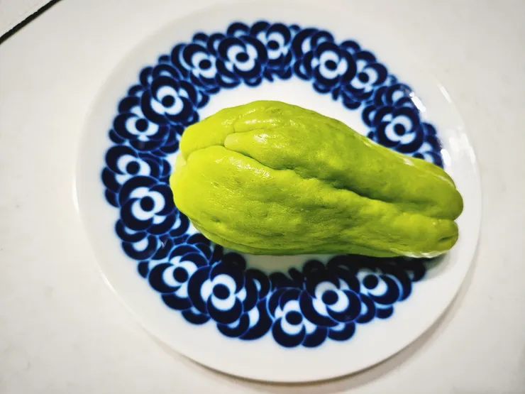 買到有機佛手瓜～ （跟平時常吃的龍鬚菜是同一種植物唷！！）