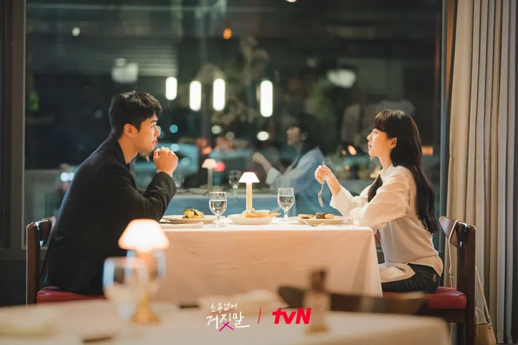 李康民坦白病情。(圖: tvN)