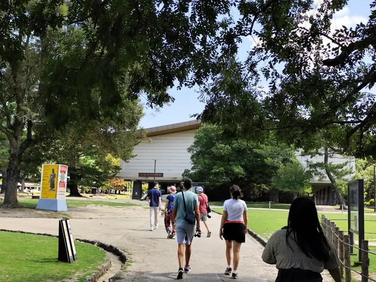 跟著道路走~還需過一個馬路