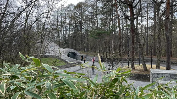 即使在樹林中，也不會覺得突兀。