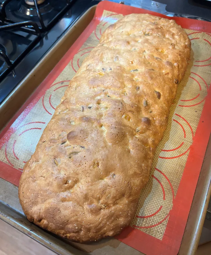 第一次烤好出爐~就是一大塊餅