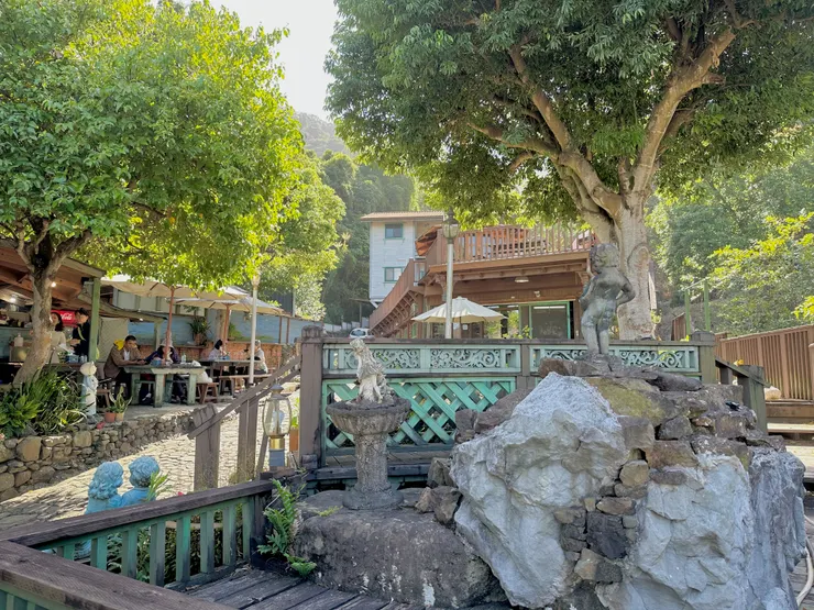 庭園造景也是老闆自己做的