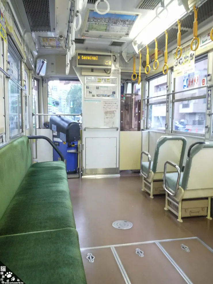 圖.我等了很久才拍到車內的樣子,因為不好意思拍其他乘客!XD