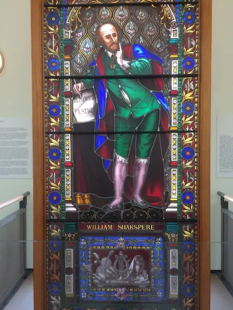 The State Library of Victoria, Melbourne, 沙士比亞的彩色玻璃畫 (2018年攝）