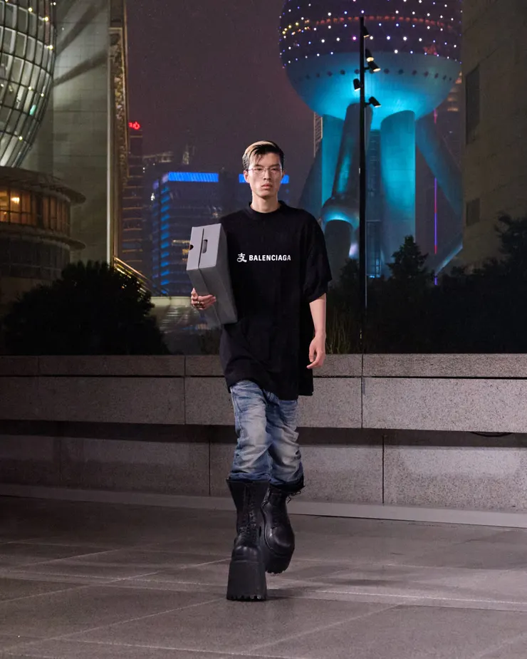 Balenciaga 2025 早春系列