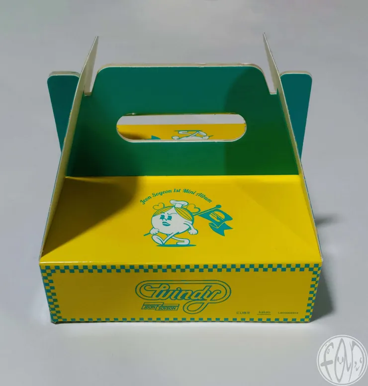 i-dle 小娟(SOYEON) -《Windy》_ 正面