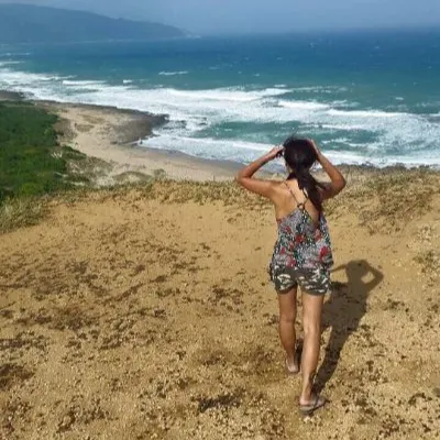 Islia/三三的沙龍