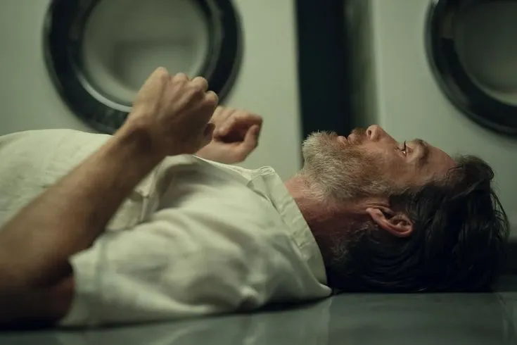 《史提夫校長》劇照/ 吸食後的狀態