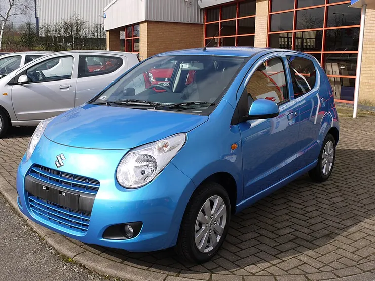 Mick from Northamptonshire, England, CC BY 2.0 <https://creativecommons.org/licenses/by/2.0>, via Wikimedia Commons