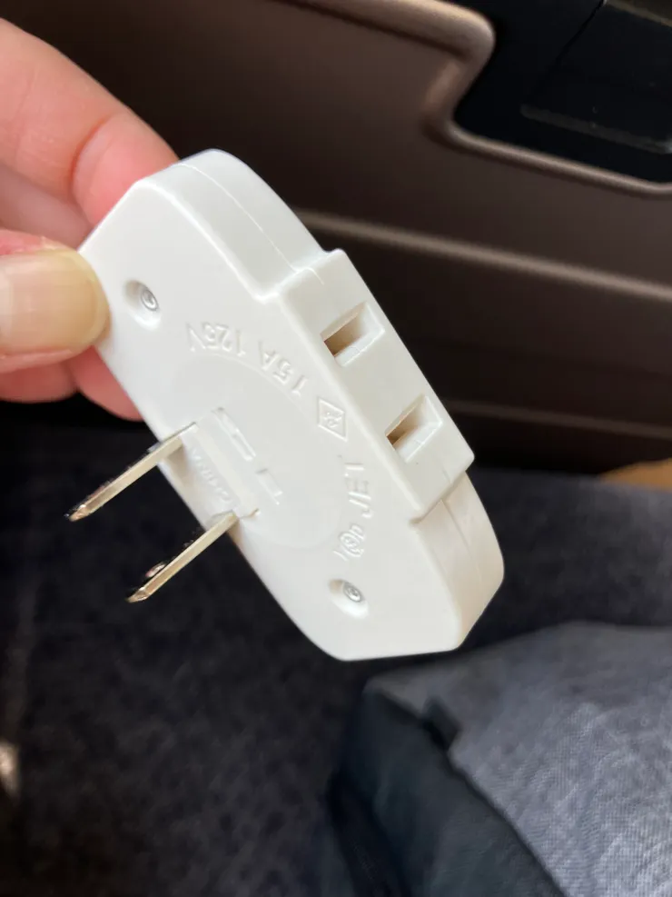 轉換角度的轉接頭