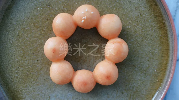 使用糯米粉的波堤甜甜圈