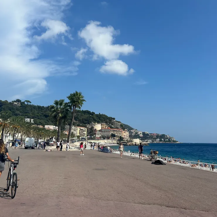 英國人散步大道 (Promenade des Anglais) | photo by the author