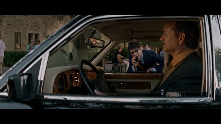 圖 6 Max與Herman在校園中相遇,Max上前去與Herman攀談