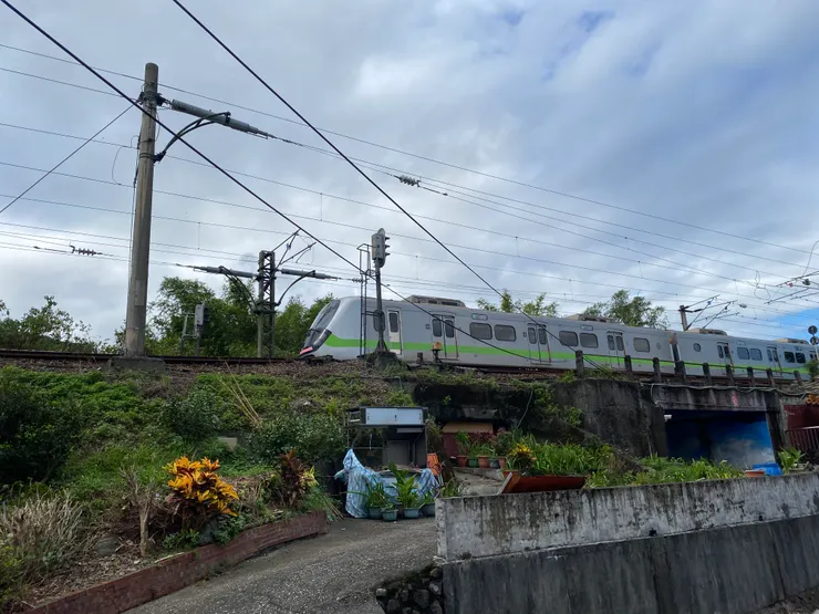 興安宮公園拍到的火車