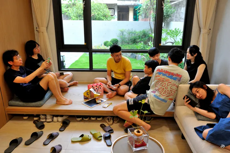 無論如何都是家只要家人樂相處！「新居落成」後，家人首次回來團聚。