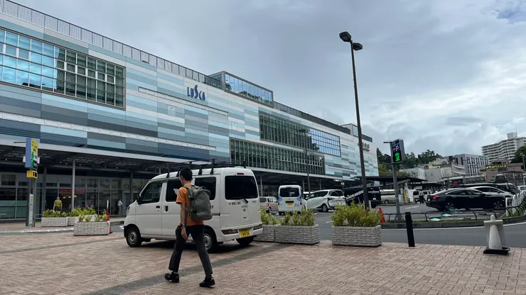 餐廳就位在lucas百貨內。