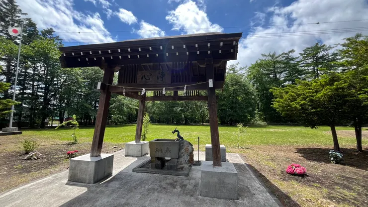 洗手的背景也很漂亮，感覺全身都被洗滌了。