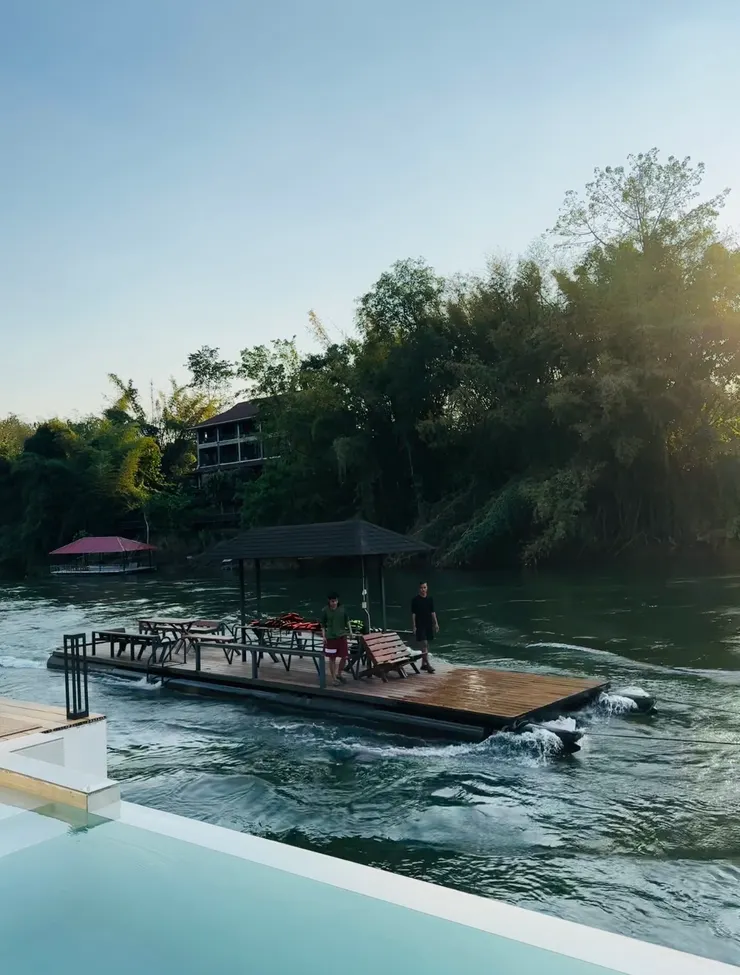 後來發現   不對!!!是這艘!!!