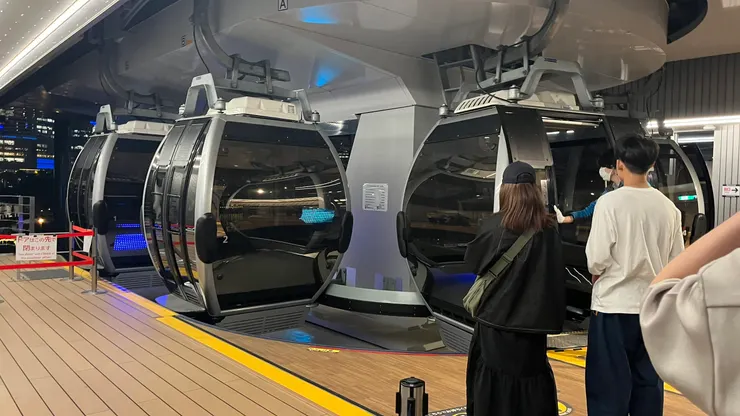 可以感受出纜車還滿新的。