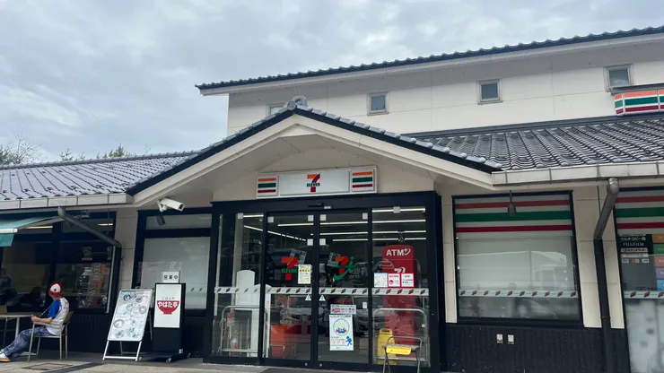 可能因為才發車1小時,下車休息的人不太多。