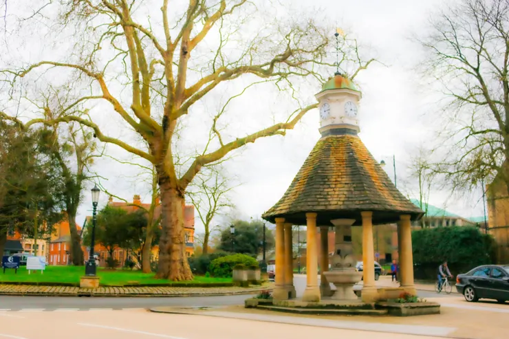 牛津路旁的時鐘