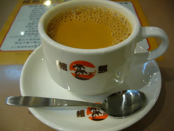 實在找不到鴛鴦跟其他餐點一起合照的照片，僅以此logo杯杯紀念