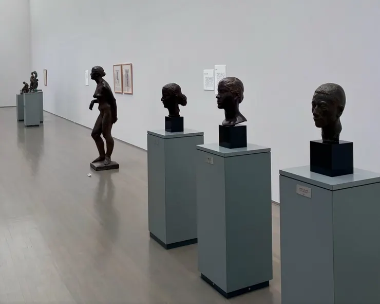 是不是明亮很多！（還是照片其實呈現不出來現場感？）