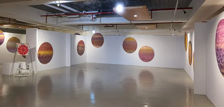 西元2024年3月，虹心球、空間與時間的對話。