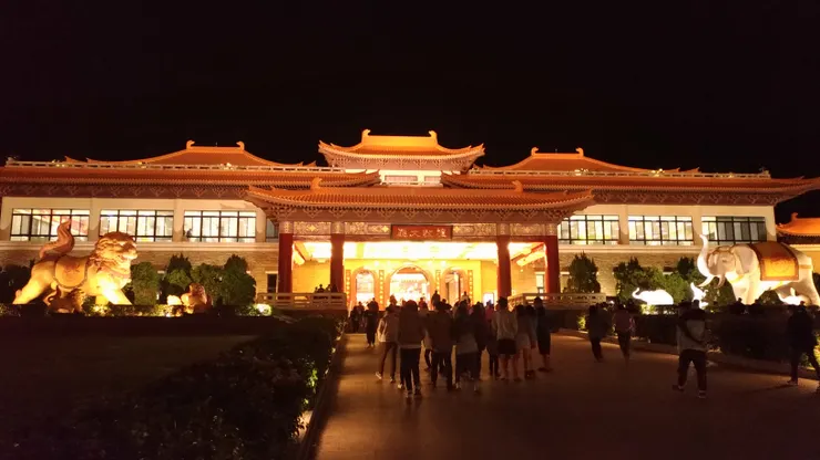 佛陀紀念館禮敬大廳