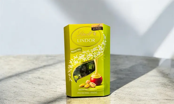 Lindt Lindor Pistachio Chocolate