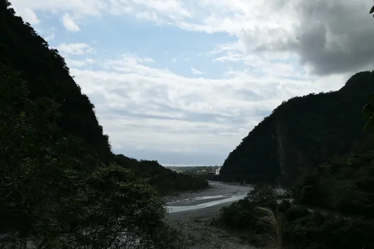 小錐麓太平洋出海口